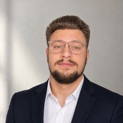 Александр Попов